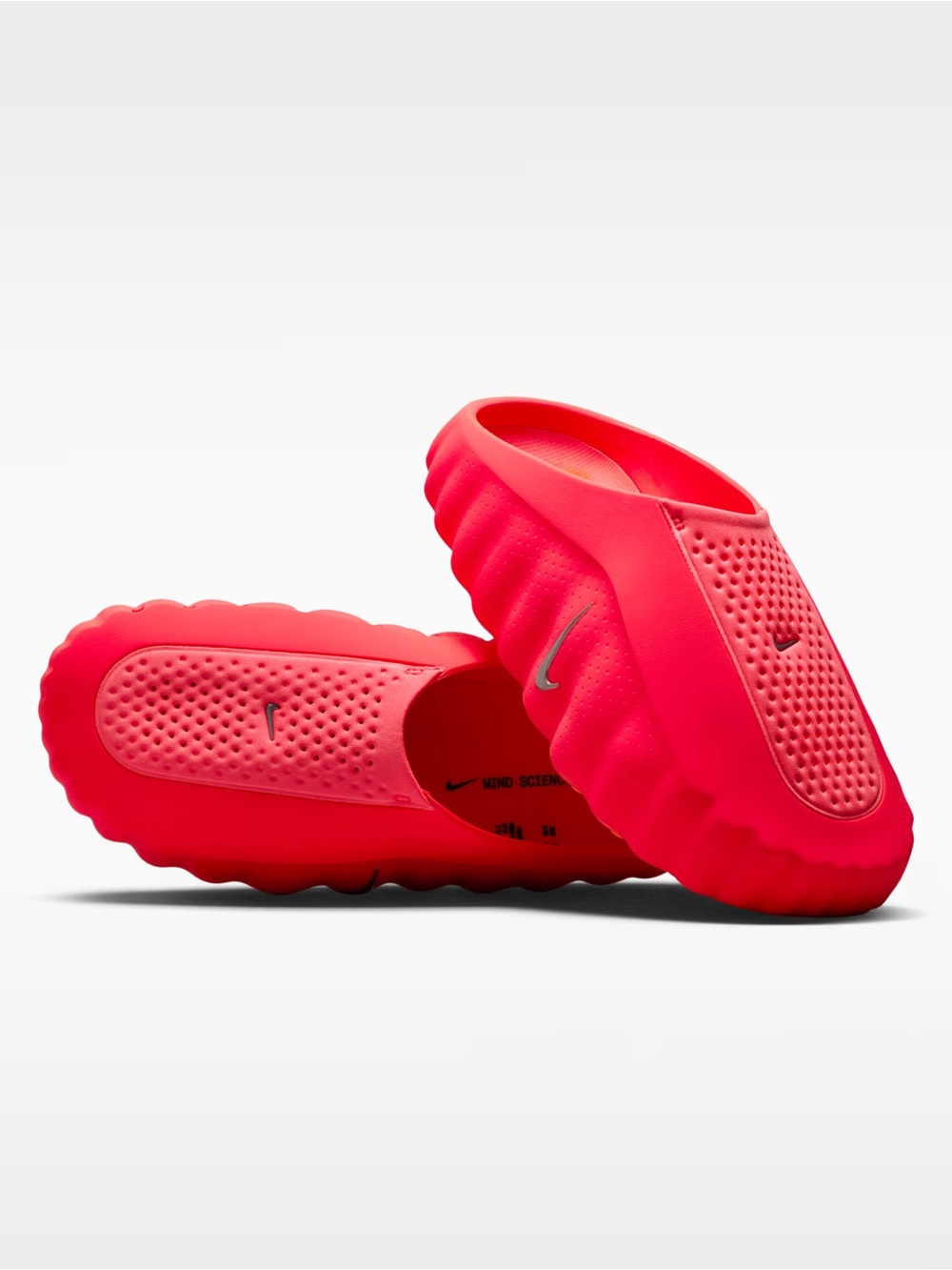 Nike Mind 001 Pregame Mule Solar Red M6 or W7